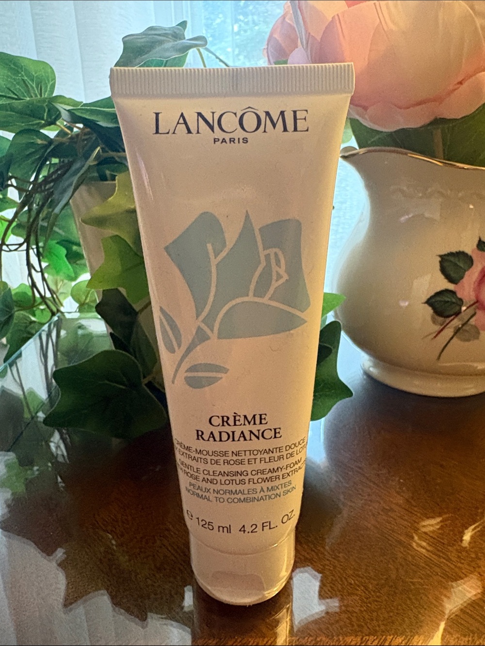 Lancôme Crème Radiance Gentle Cream-to-Foam Cleanser 125ml